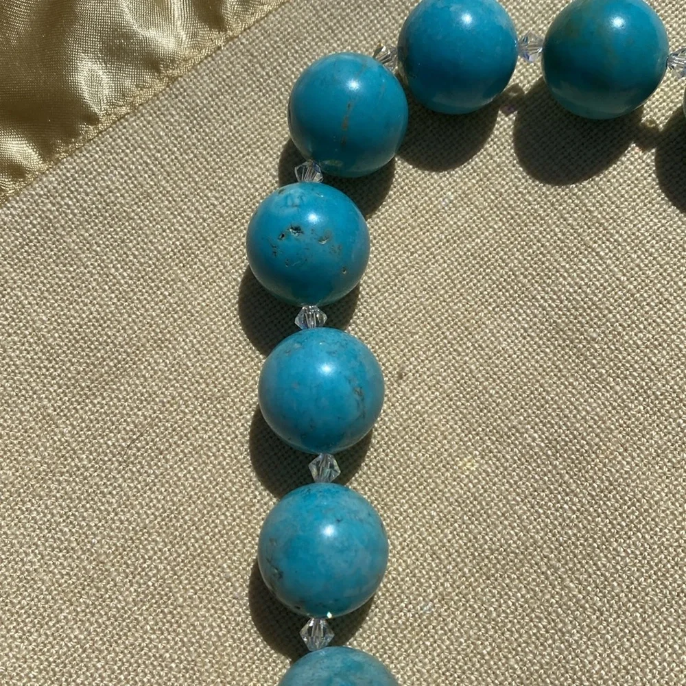NEW. Gorgeous Turquoise and Sterling Silver with shining beads necklace. Signed.
